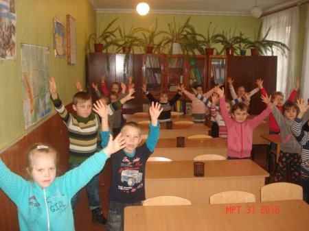 Заняття з майбутніми першокласниками