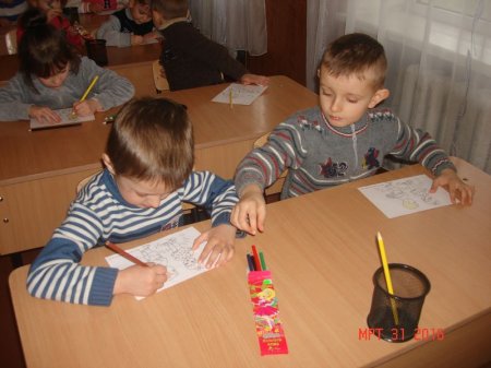 Заняття з майбутніми першокласниками