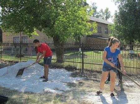Суспільно корисна робота (8-Б клас)