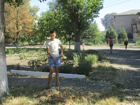 Суспільно корисна робота (8-Б клас)