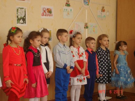 Свято для мам