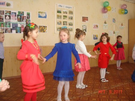 Свято для мам