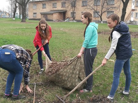 Акції «За чисте довкілля» та «Посади дерево»