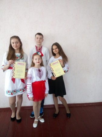 Вишиванка у віршах