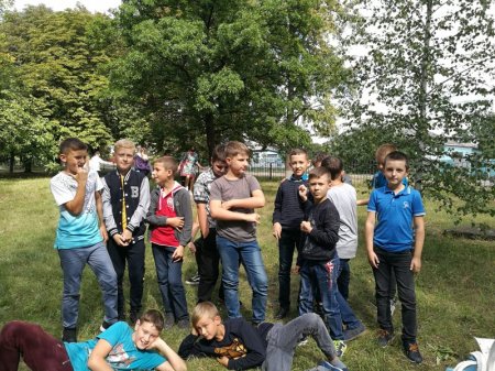 Ми починаємо своє життя у старшій школі.