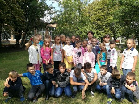 Ми починаємо своє життя у старшій школі.