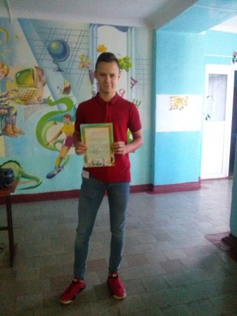 Учасники шкільної команди з футболу (Змаганя з міні футболу)